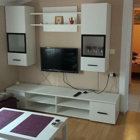 Apartman Jelena Vir Kültér fotó